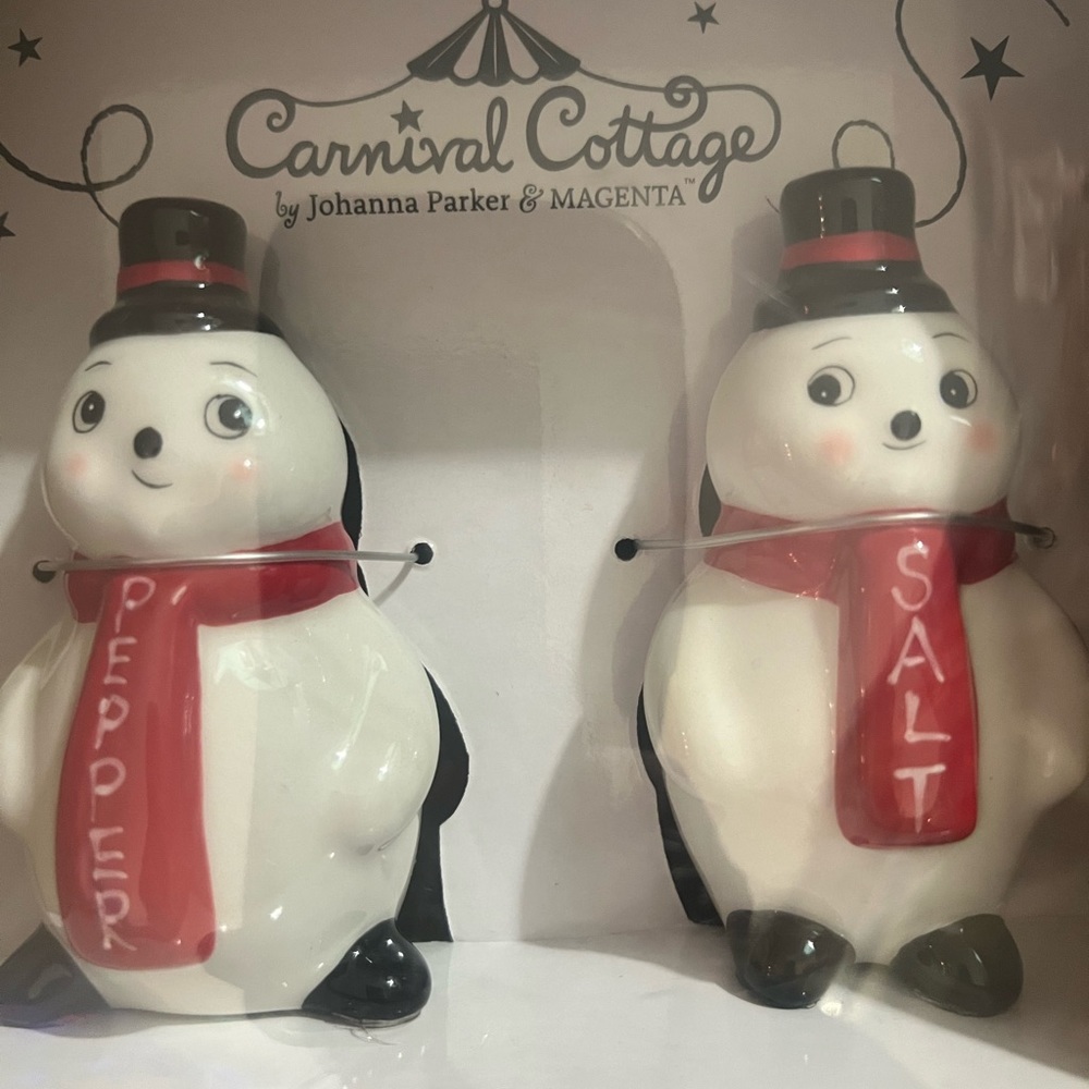 Johanna Parker Carnival cottage snowmen s&p